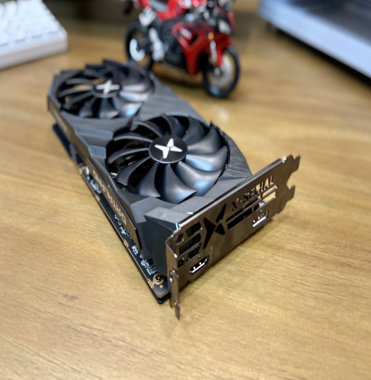 a粉福利来啦——迪兰amd radeon rx 6500xt 4g x战将游戏显卡的第2张示图