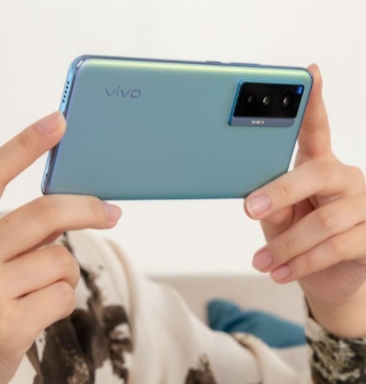 测评体验“轻松拍出人像大片”的vivo x70 pro手机表现究竟怎么样？的第4张示图