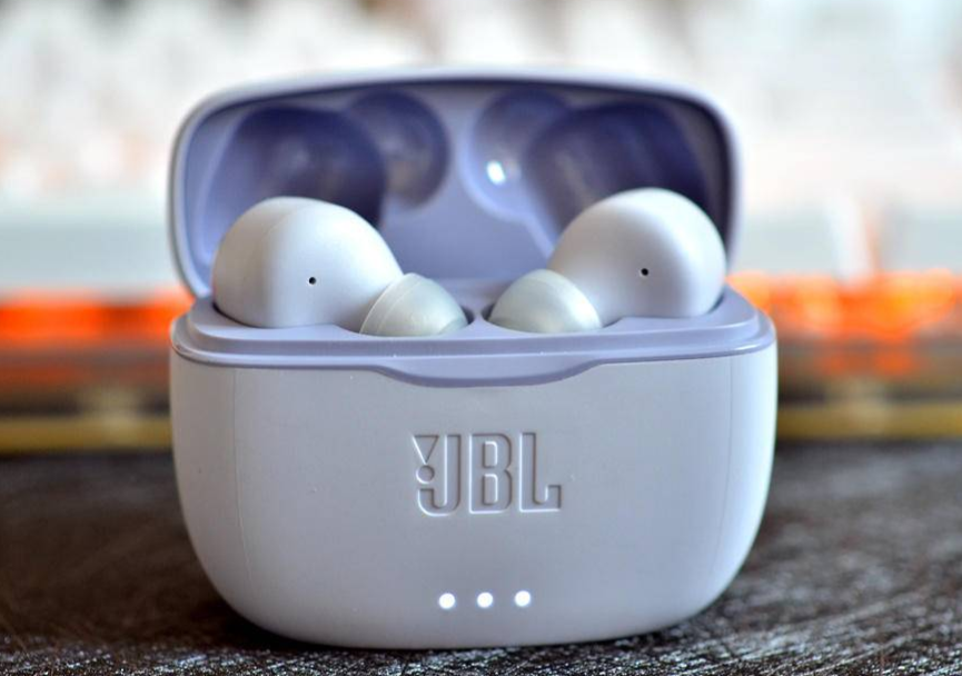 jbl蓝牙耳机代表性极强对比：jbl tune125tws、jbl tune 130nc、jbl tune215bt和jbl tune215tws的第5张示图