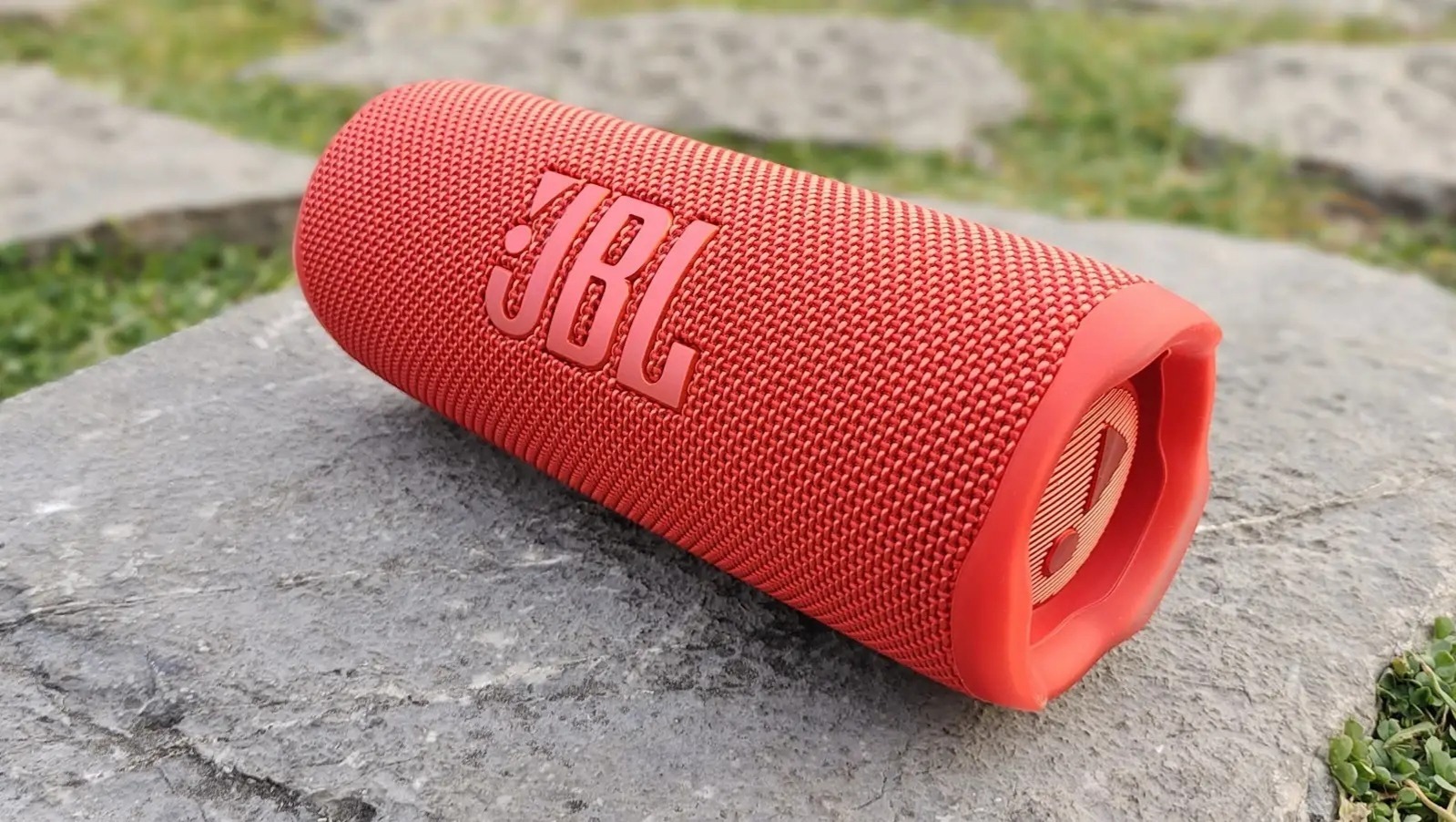 jbl flip6蓝牙音箱评测：带你解锁串连“新玩法”的第3张示图