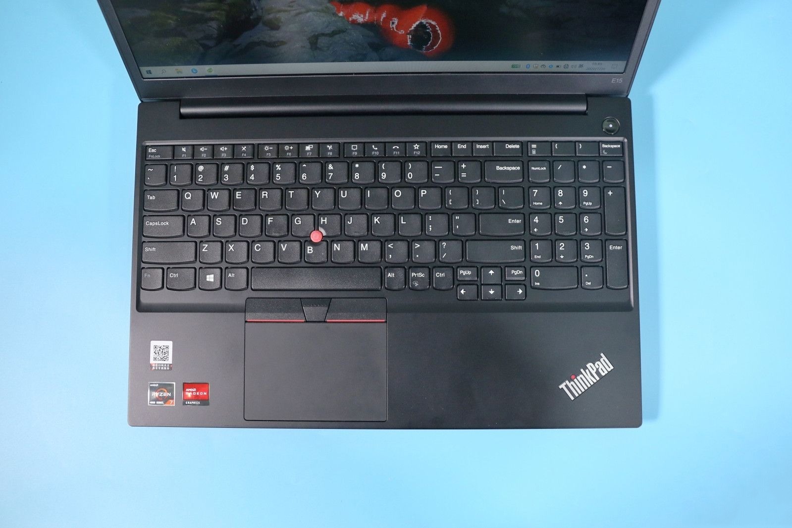 thinkpad e15锐龙版笔记本评测：轻薄便携高性能的第5张示图