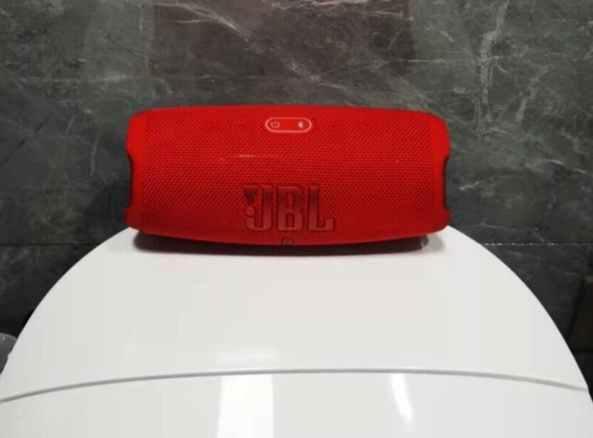 测评jbl charge5桌面音响的声音品质怎么样？的第5张示图