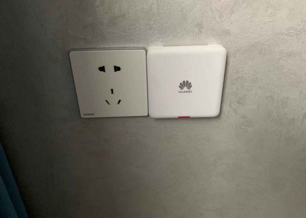 华为全屋wifi6套装(4个11sw 86ap面板 8口poe交换机)：办公室信得过，多人联网速度依旧！的第2张示图