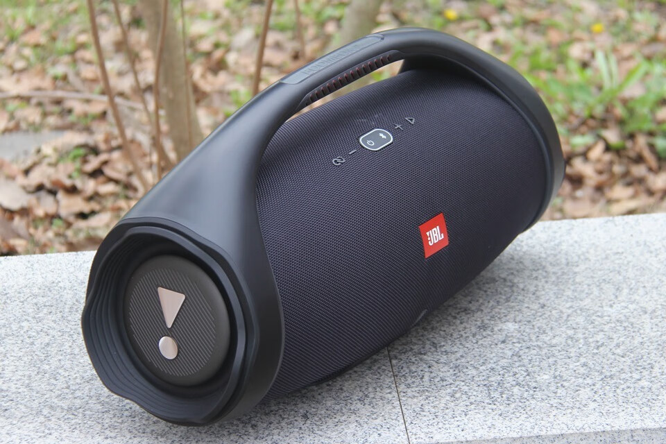 jbl boombox2音箱评测：播放音符有种跳动感觉的第1张示图