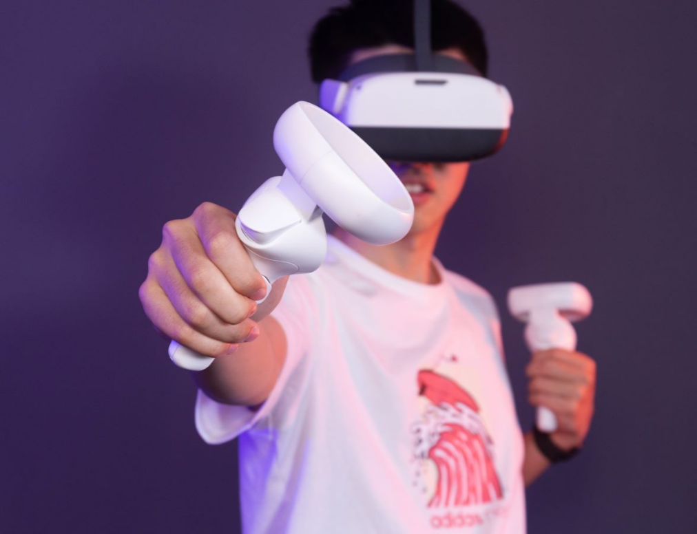 pico neo 3 vr游戏机怎么样？配置好吗？的第2张示图